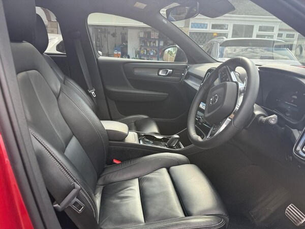 Used Volvo XC40 2021 for sale - 75533841: Photo 9