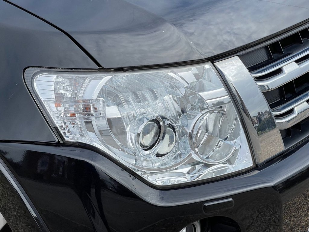 Used Mitsubishi Shogun 2012 for sale - 77328322: Photo 21