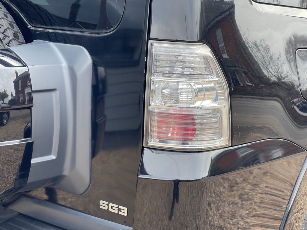 Used Mitsubishi Shogun 2012 for sale - 77328322: Photo 32