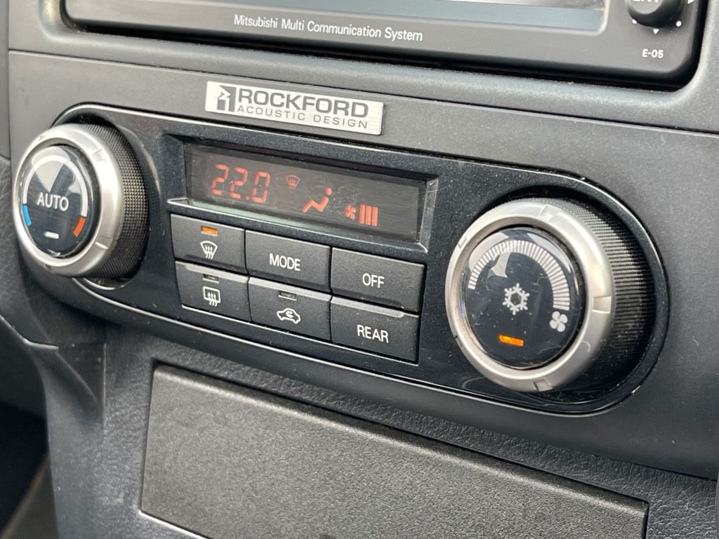 Used Mitsubishi Shogun 2012 for sale - 77328322: Photo 39