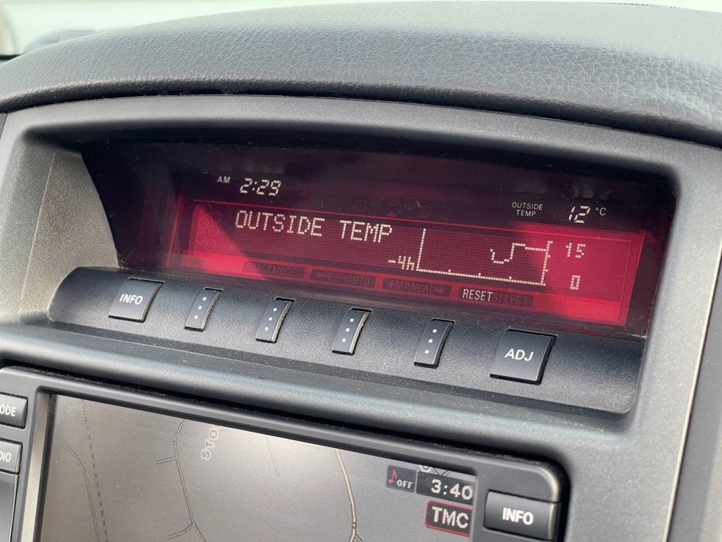 Used Mitsubishi Shogun 2012 for sale - 77328322: Photo 42