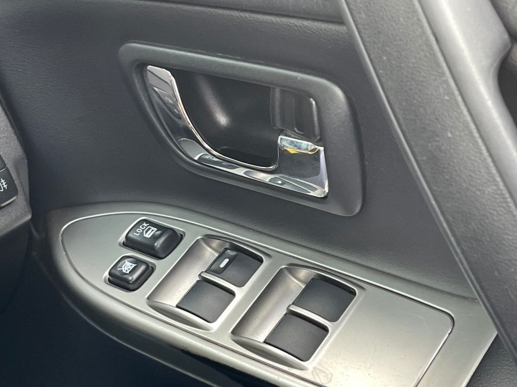 Used Mitsubishi Shogun 2012 for sale - 77328322: Photo 48