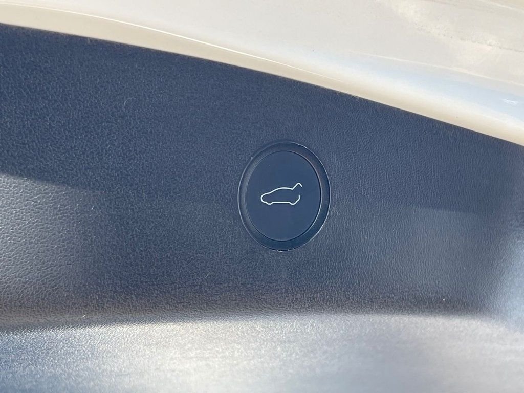 Used Tesla Model 3 2021 for sale - 76420070: Photo 13