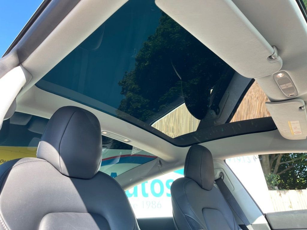 Used Tesla Model 3 2021 for sale - 76420070: Photo 3