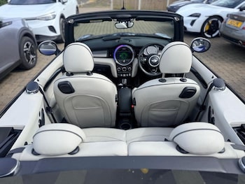 Used MINI Convertible 2018 for sale - 78702518: Photo
