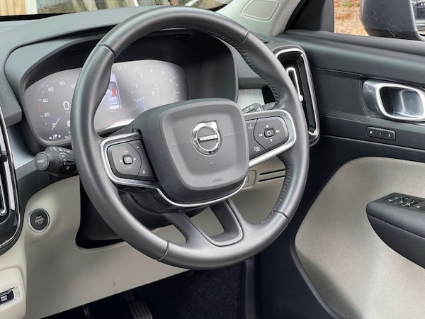 Used Volvo XC40 2019 for sale - 75676104: Photo 43