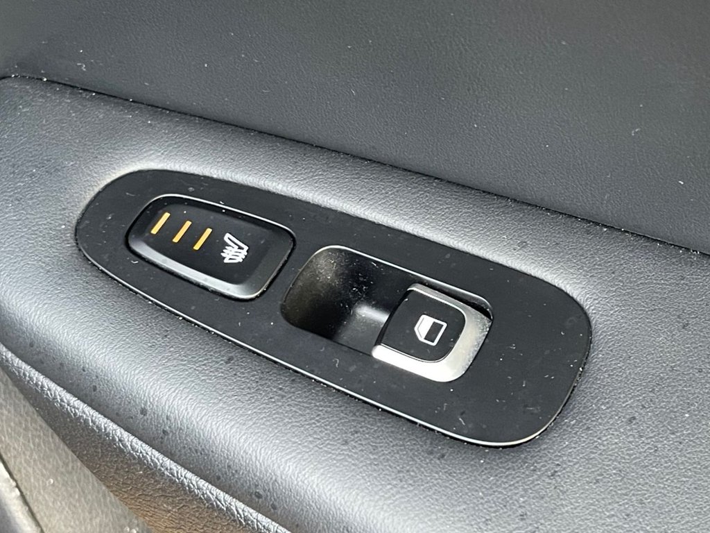 Used Kia Stinger 2019 for sale - 76691291: Photo 14