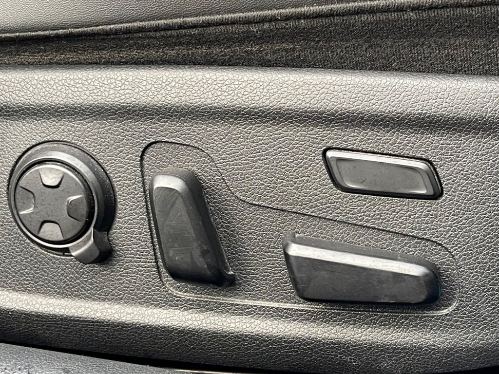 Used Kia Stinger 2019 for sale - 76691291: Photo 17