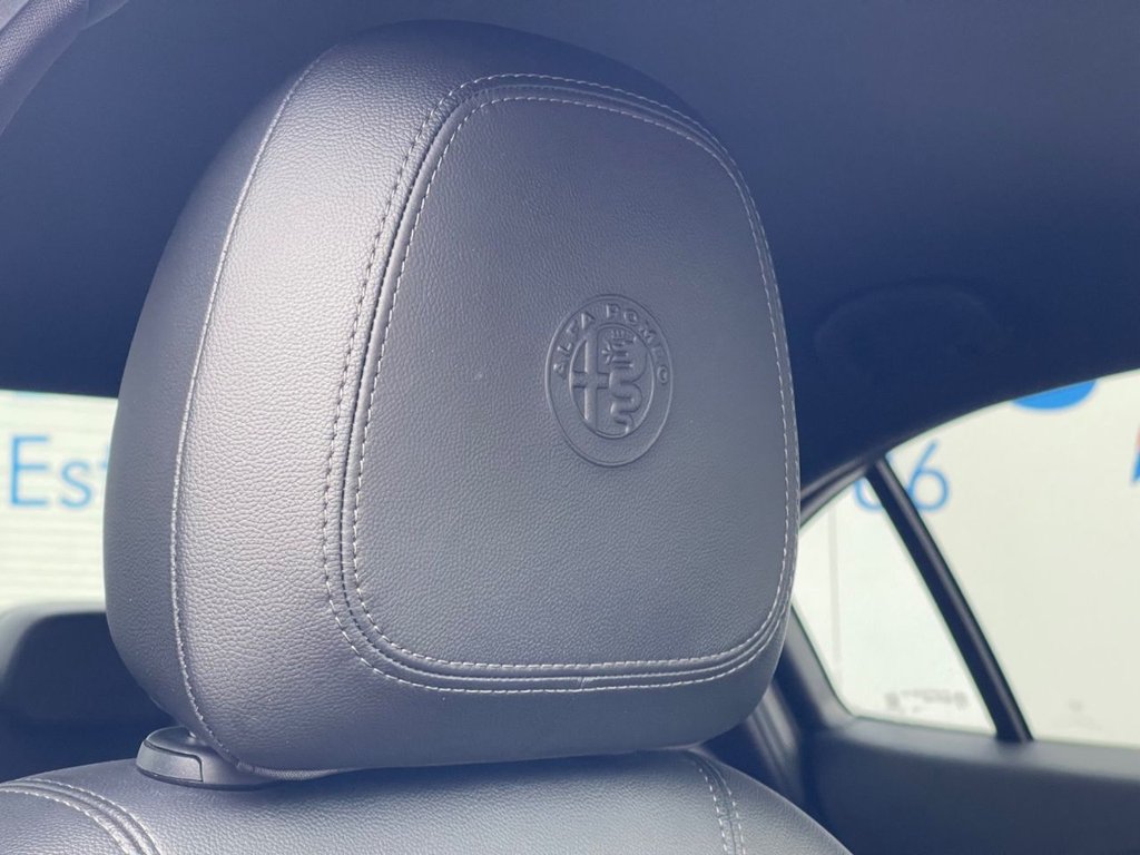 Used Alfa Romeo Giulia 2022 for sale - 76642822: Photo 14