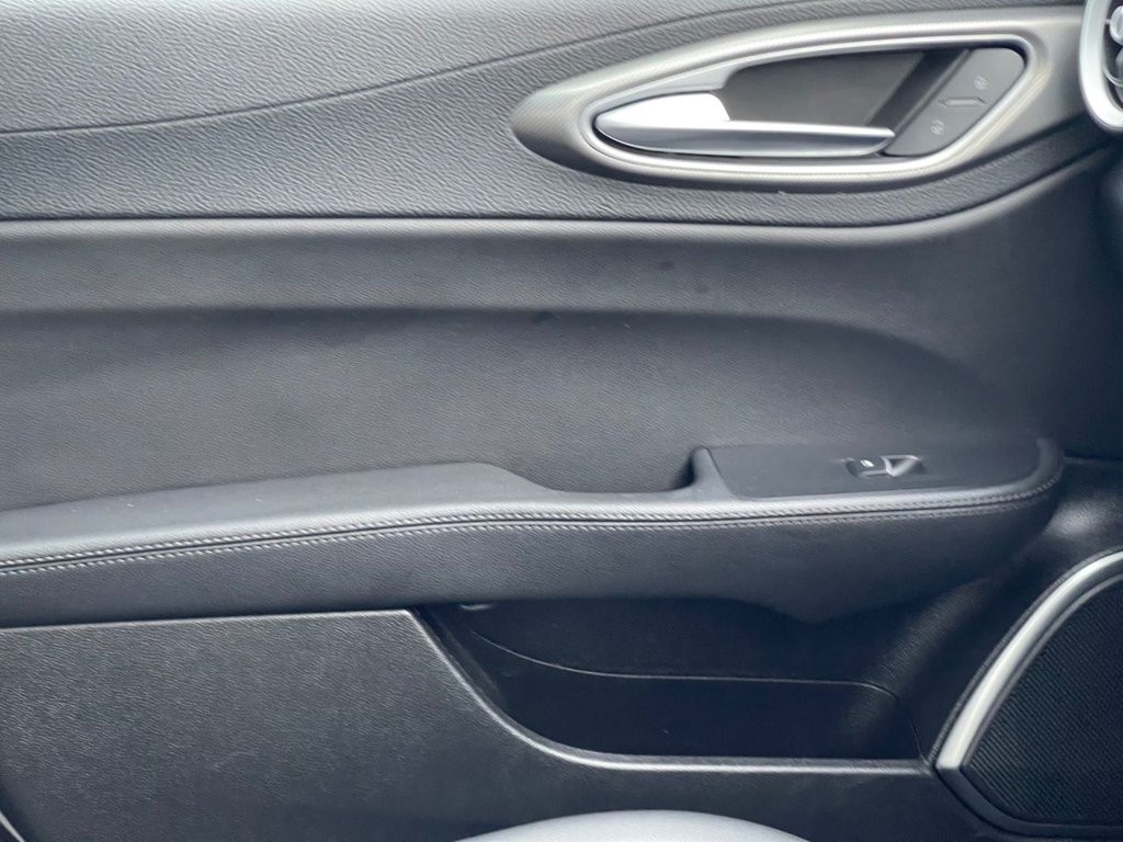 Used Alfa Romeo Giulia 2022 for sale - 76642822: Photo 17
