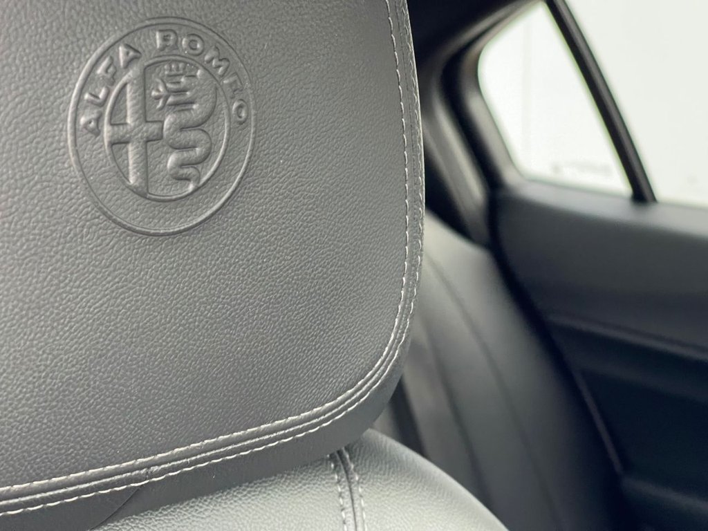 Used Alfa Romeo Giulia 2022 for sale - 76642822: Photo 3