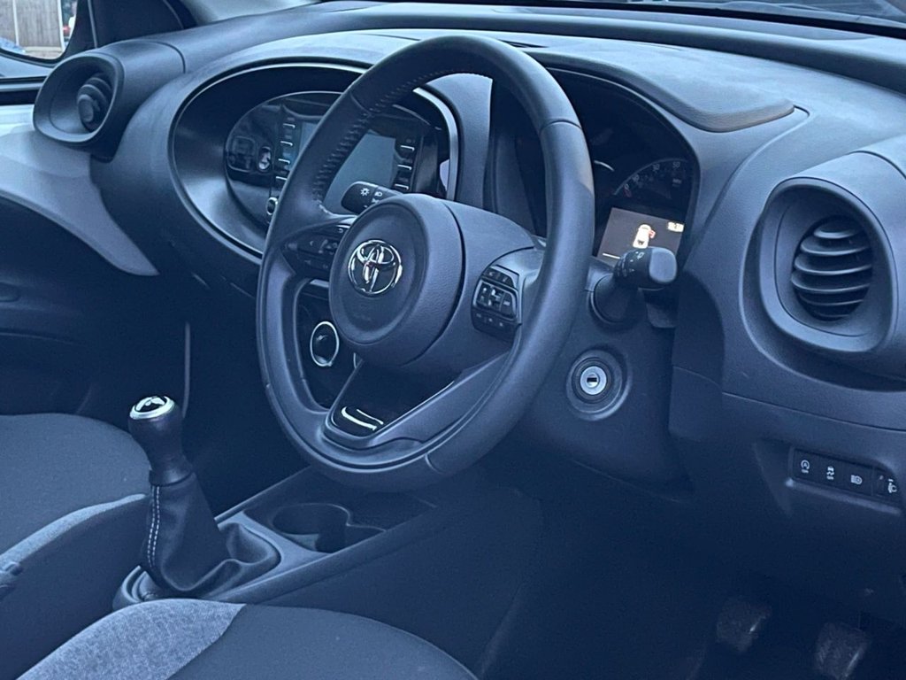 Used Toyota Aygo X 2023 for sale - 77328517: Photo 2