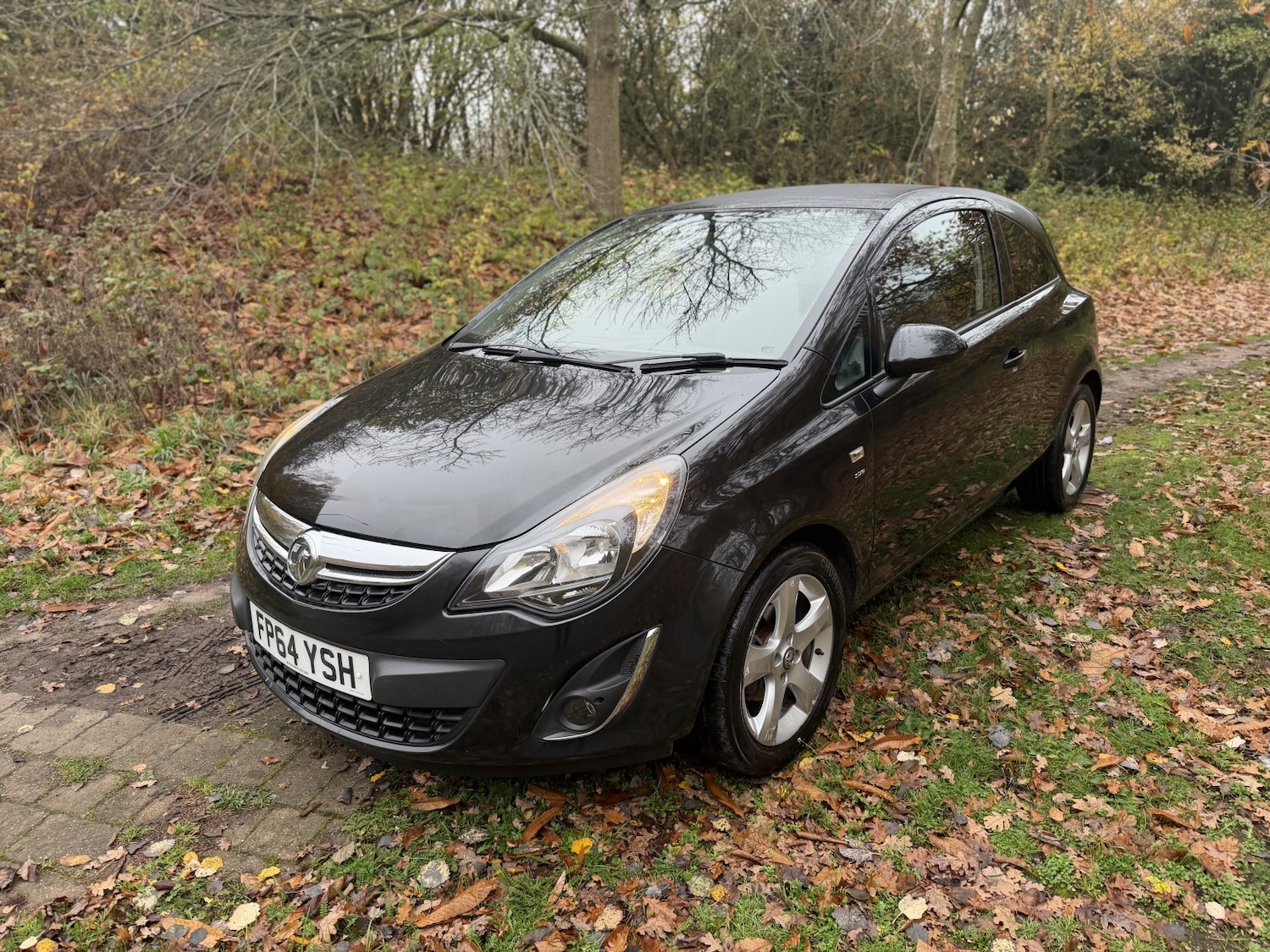 Used Vauxhall Corsa 2015 for sale - 76643318: Photo 1