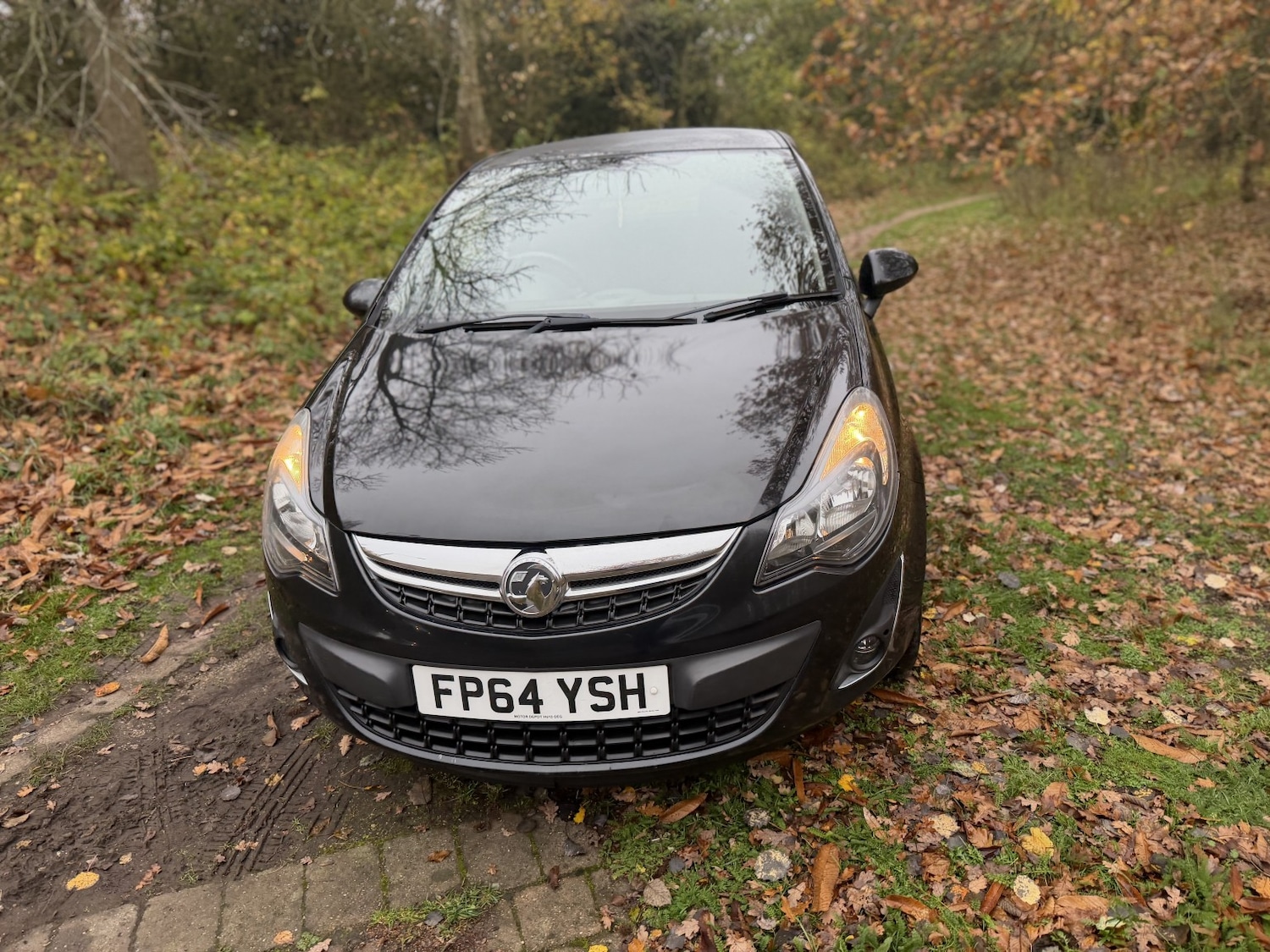 Used Vauxhall Corsa 2015 for sale - 76643318: Photo 3