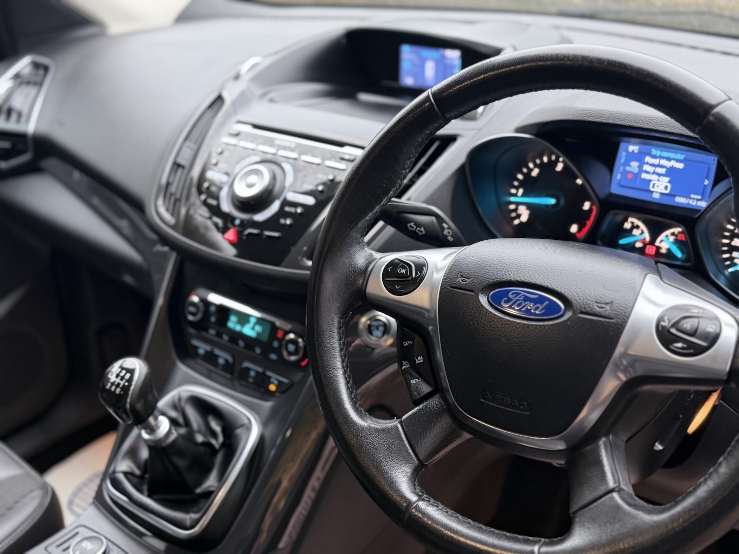 Used Ford Kuga 2014 for sale - 76643476: Photo 19