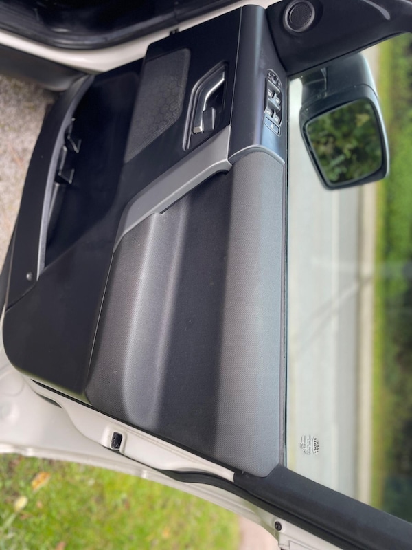 Used Land Rover Freelander 2010 for sale - 76237292: Photo 27