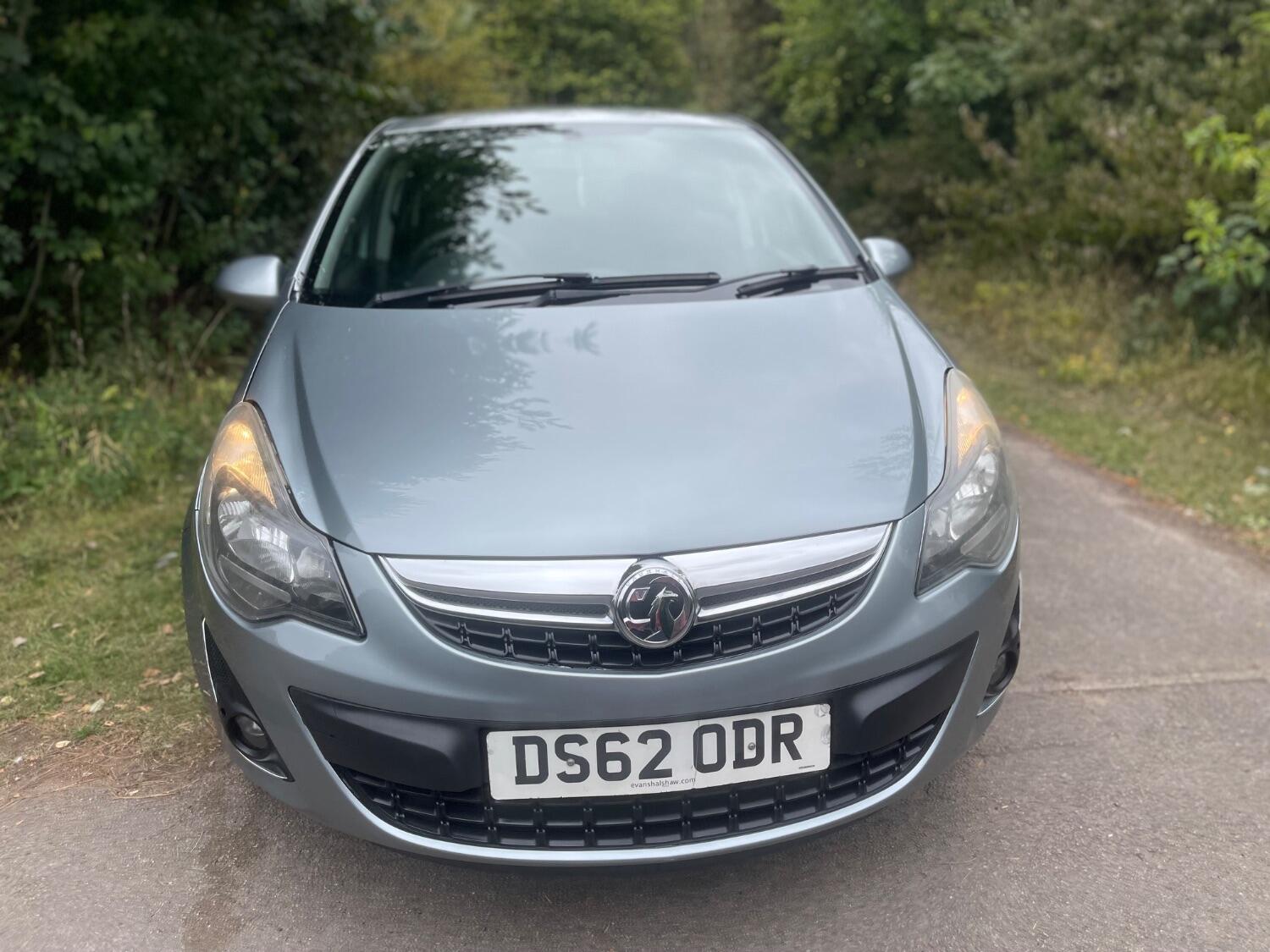 Used Vauxhall Corsa 2012 for sale - 76268539: Photo 2