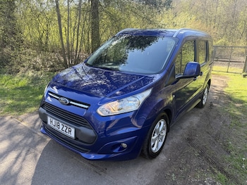Used Ford Tourneo Connect 2018 for sale - 78674008: Photo