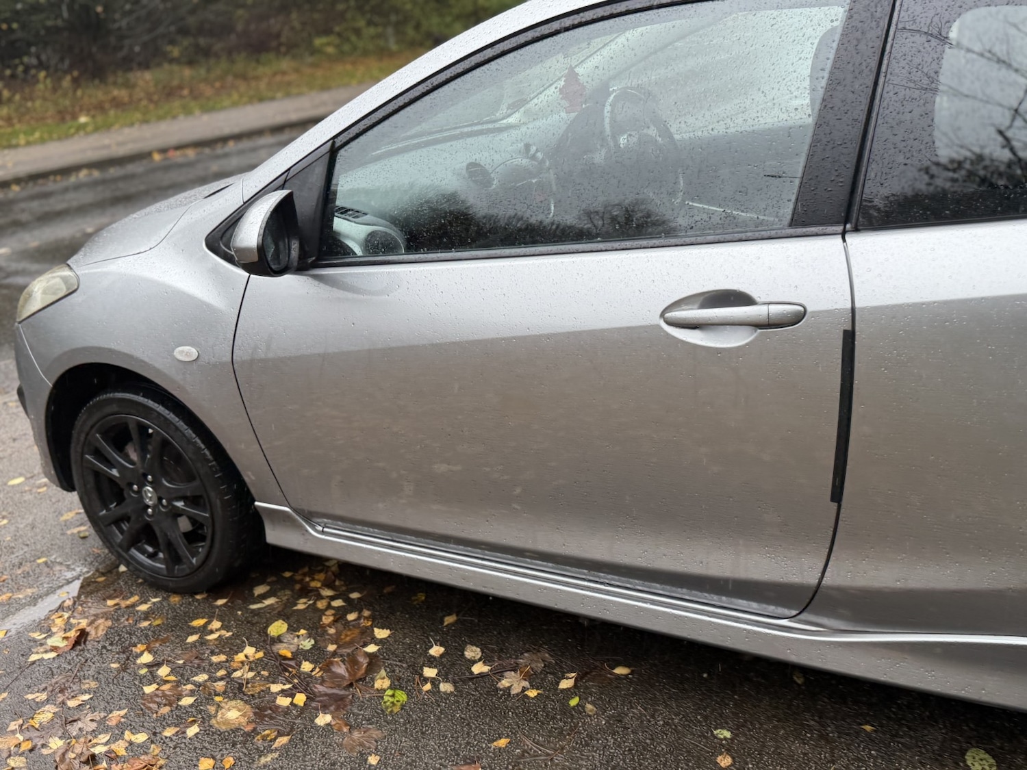 Used Mazda Mazda2 2009 for sale - 76643477: Photo 25