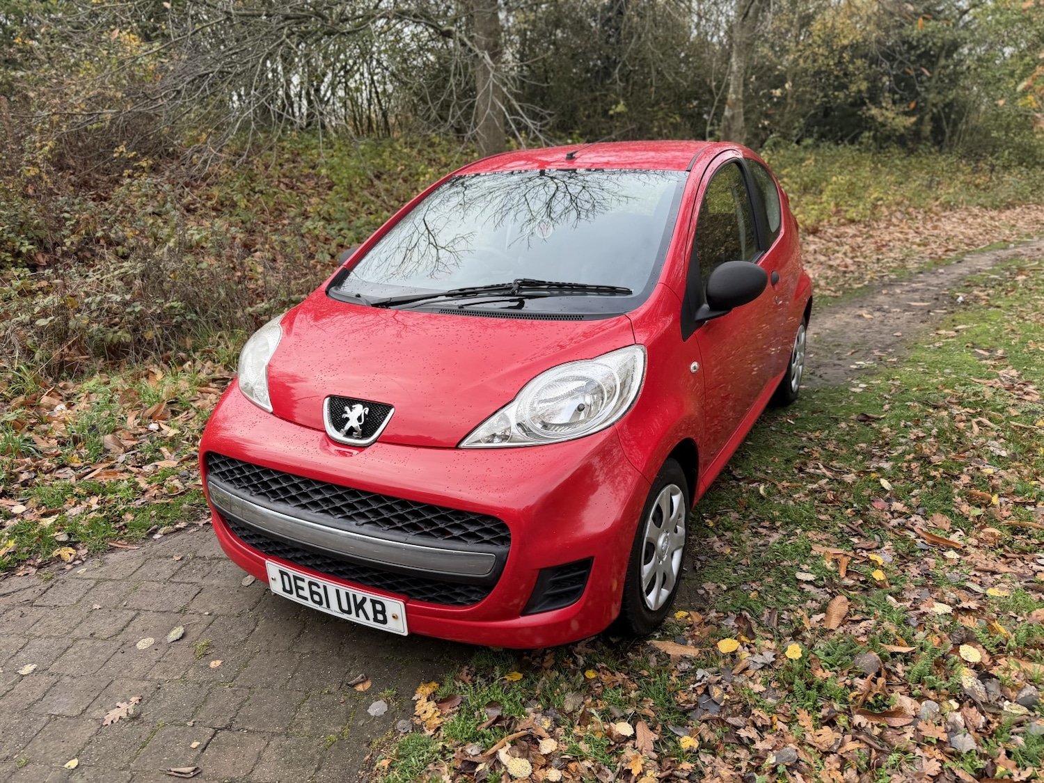 Used Peugeot 107 2011 for sale - 76643368: Photo 2
