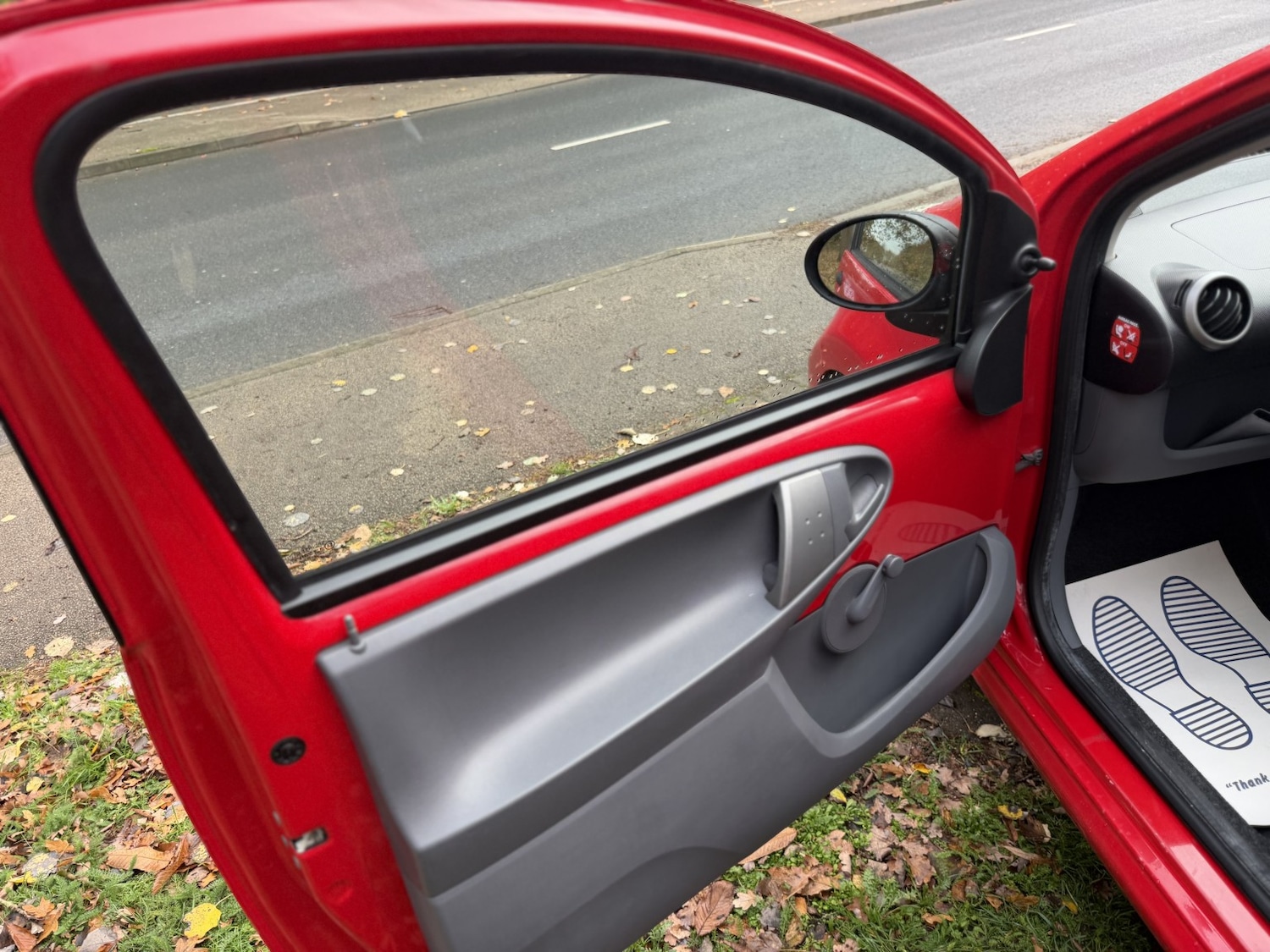Used Peugeot 107 2011 for sale - 76643368: Photo 23