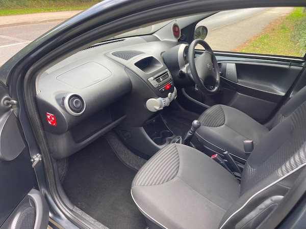 Used Peugeot 107 2012 for sale - 76268586: Photo 13