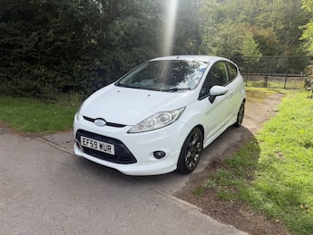 Used Ford Fiesta 2010 for sale - 79872679: Photo