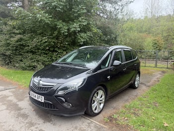 Vauxhall Zafira Tourer feature image