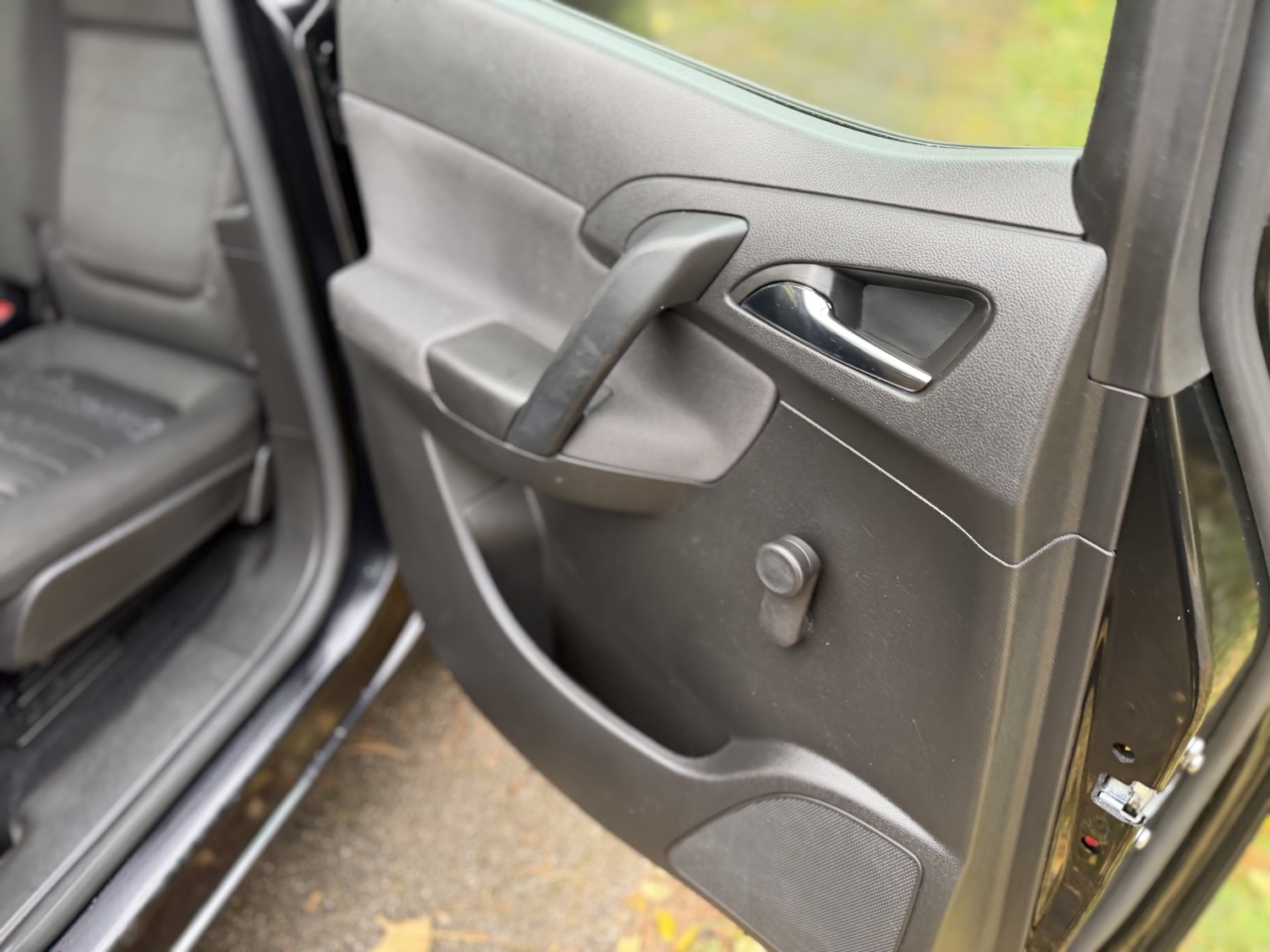 Used Vauxhall Meriva 2011 for sale - 76643335: Photo 28