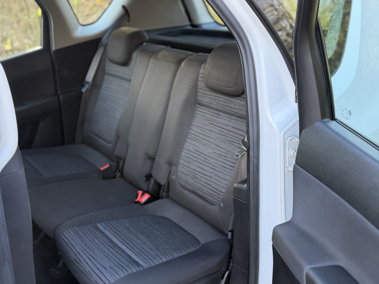 Used Vauxhall Meriva 2015 for sale - 76643365: Photo 16