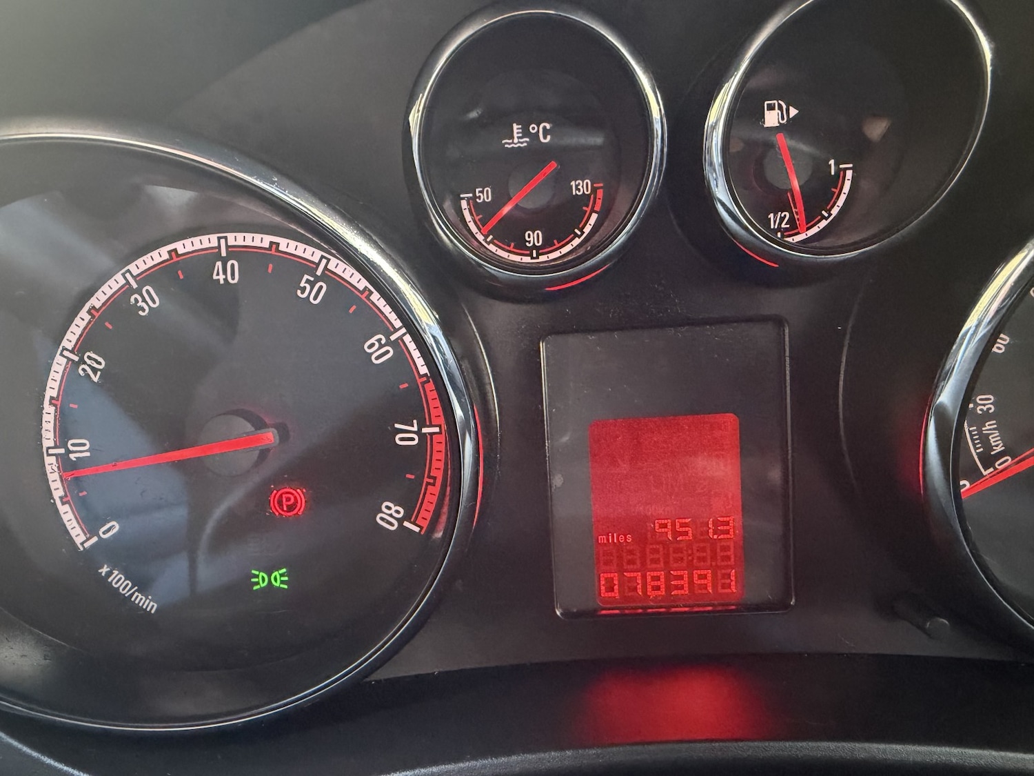 Used Vauxhall Meriva 2015 for sale - 76643365: Photo 21