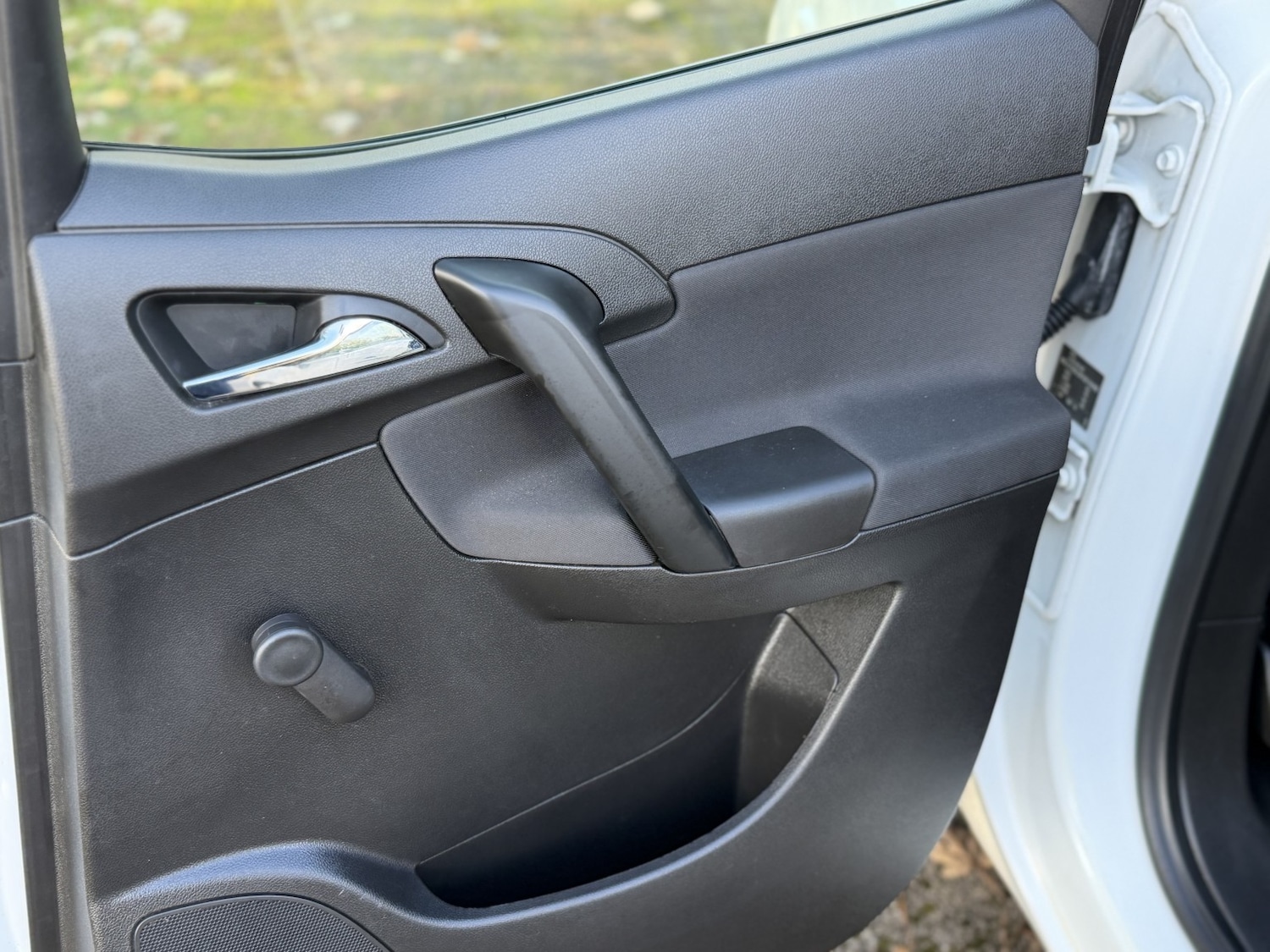 Used Vauxhall Meriva 2015 for sale - 76643365: Photo 25