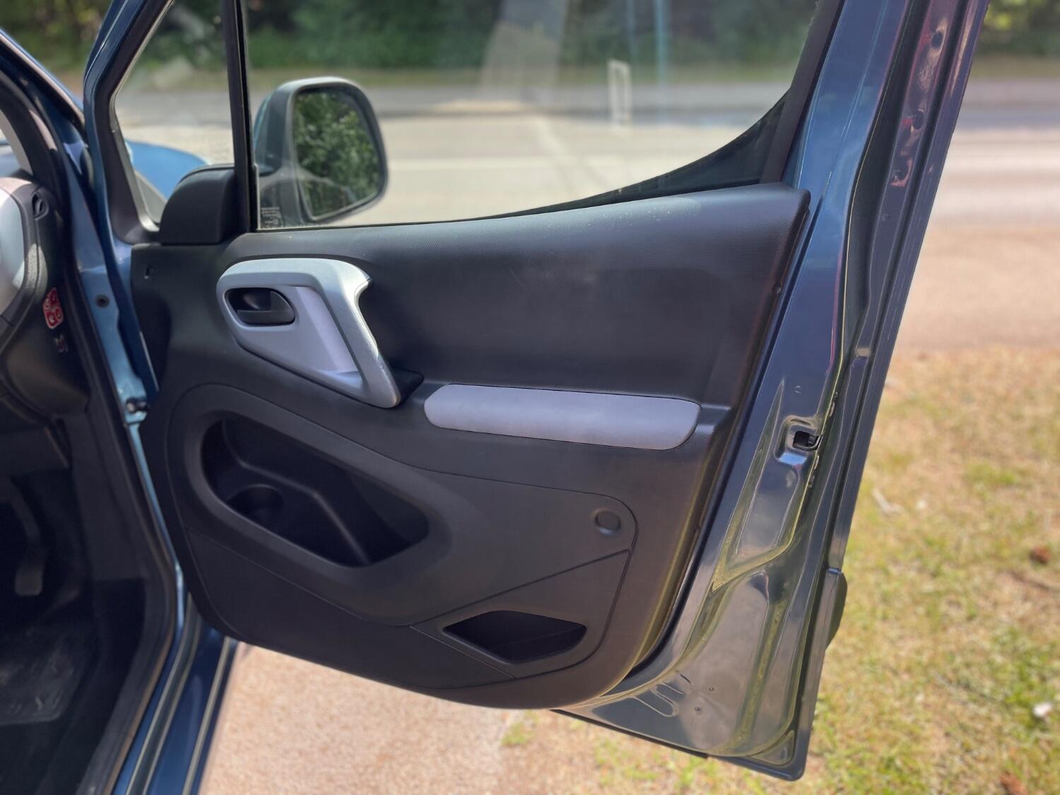 Used Peugeot Partner Tepee 2013 for sale - 76268486: Photo 21