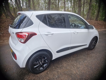 Used Hyundai i10 2017 for sale - 78300408: Photo