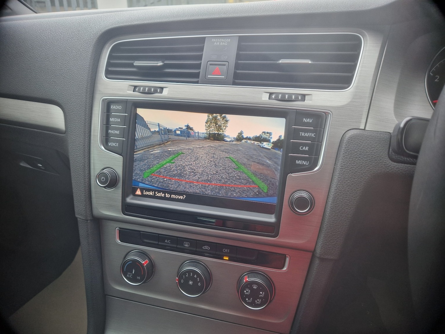 Used Volkswagen Golf 2014 for sale - 76225273: Photo 5