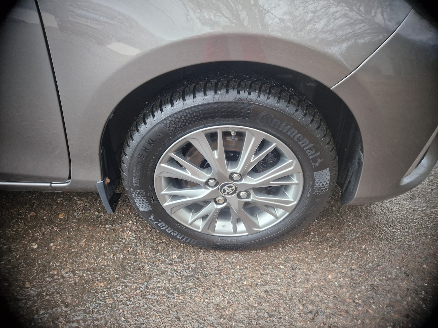 Used Toyota Yaris 2017 for sale - 77237129: Photo 10