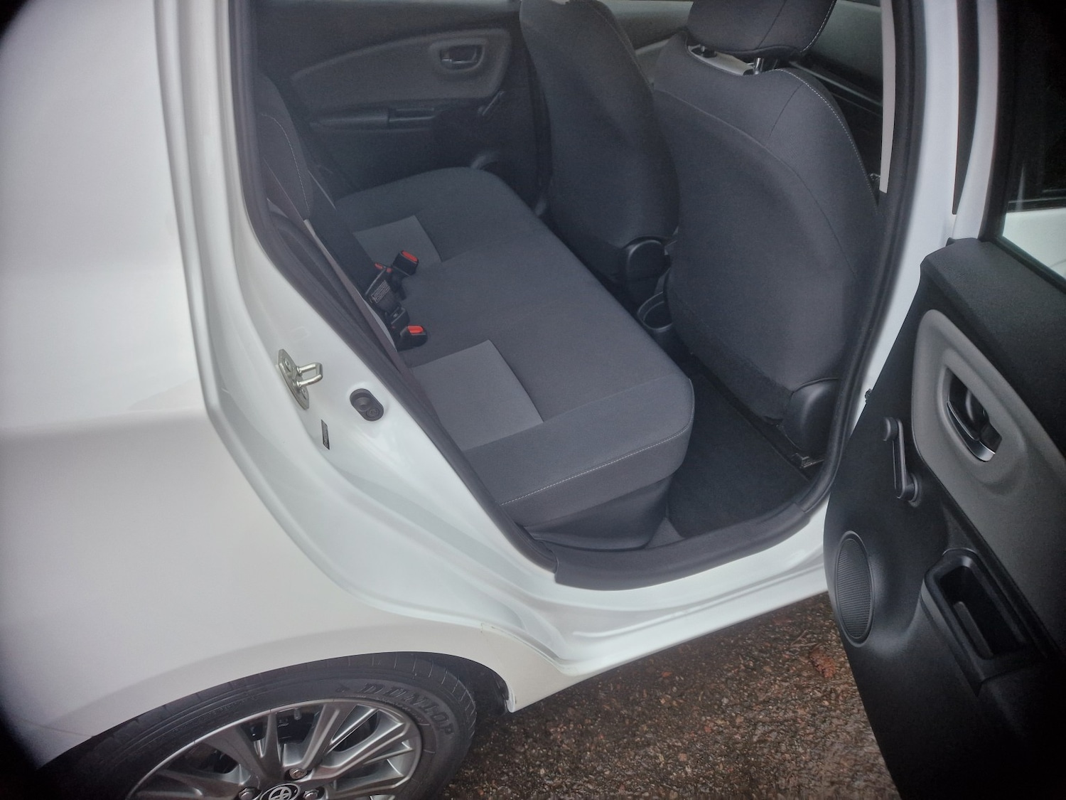 Used Toyota Yaris 2020 for sale - 77453100: Photo 6