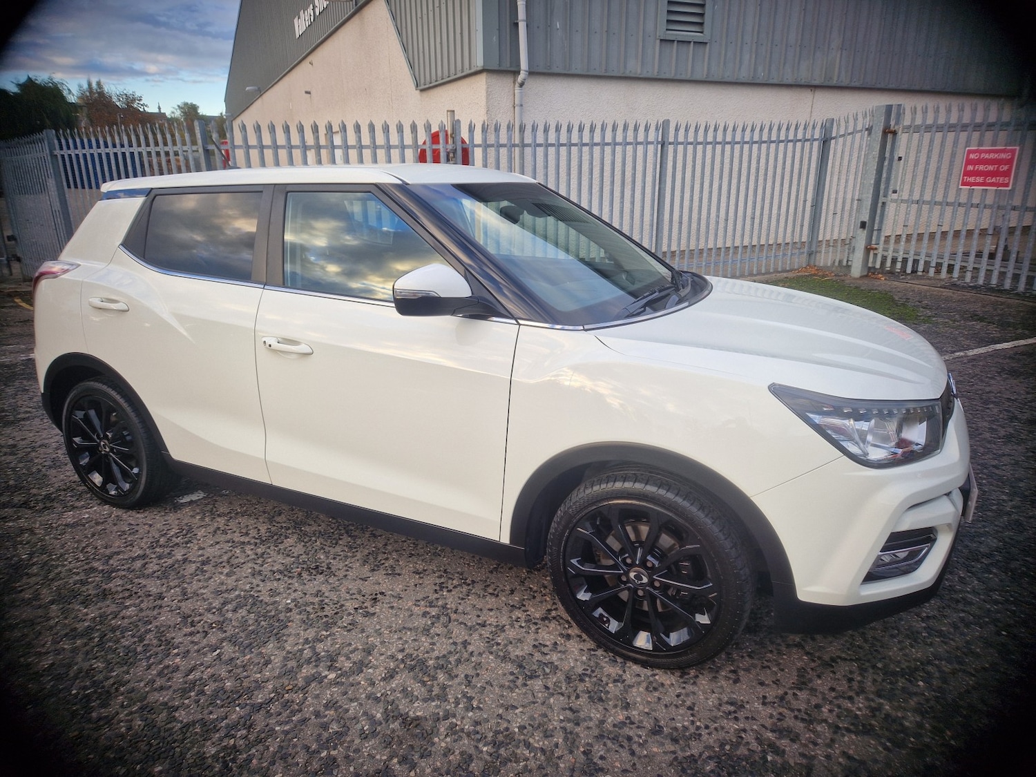Used Ssangyong Tivoli 2019 for sale - 76769407: Photo 4