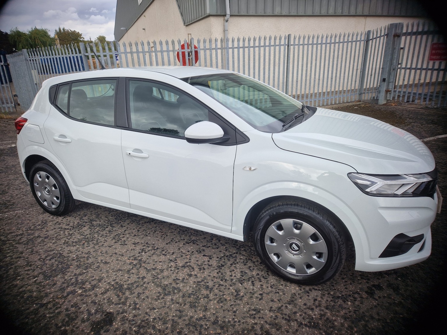 Used Dacia Sandero 2021 for sale - 75913139: Photo 1