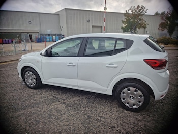 Used Dacia Sandero 2021 for sale - 75913139: Photo