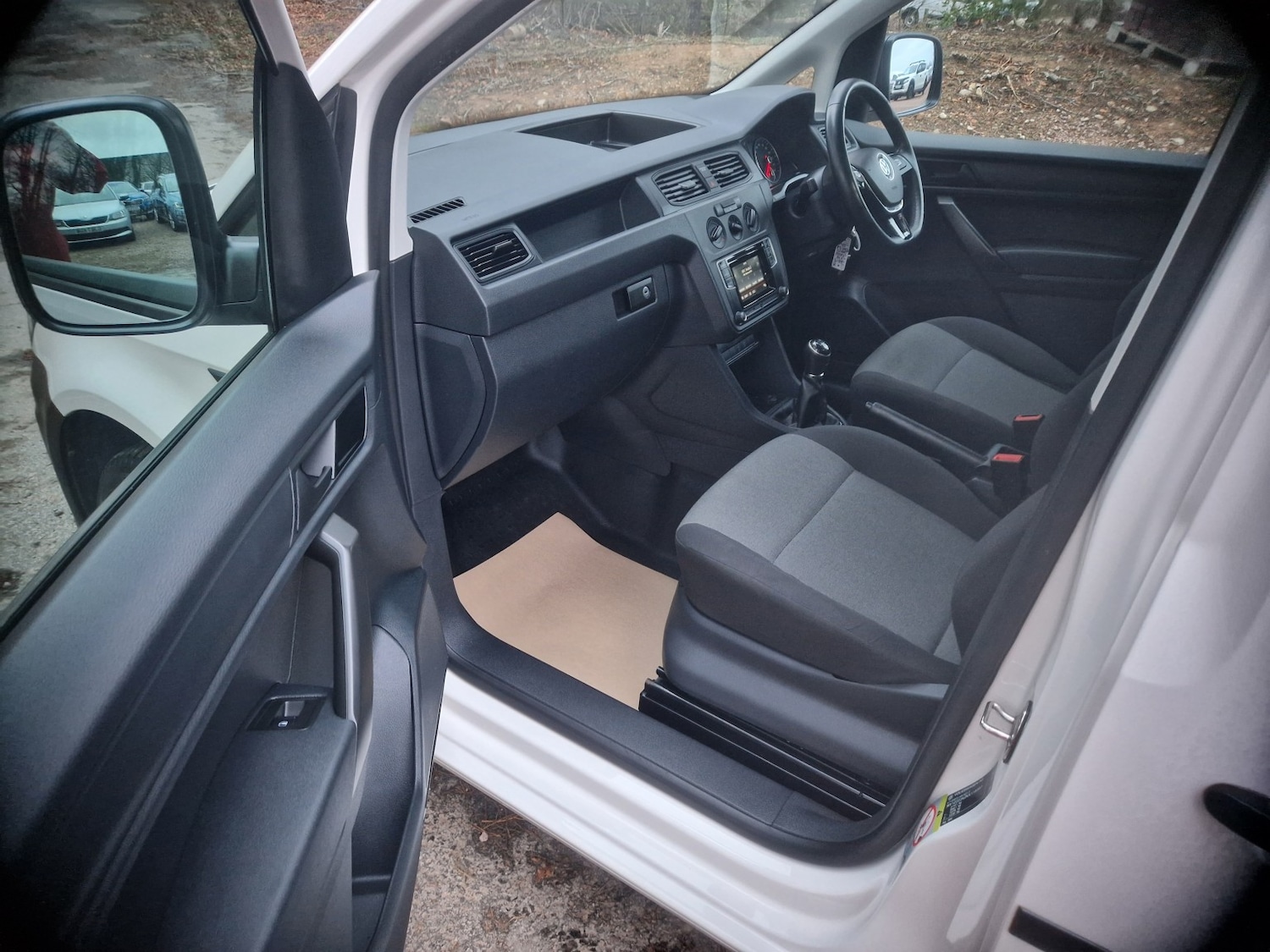 Used Volkswagen Caddy 2019 for sale - 76911016: Photo 6