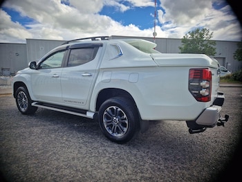 Used Mitsubishi L200 2019 for sale - 74757370: Photo