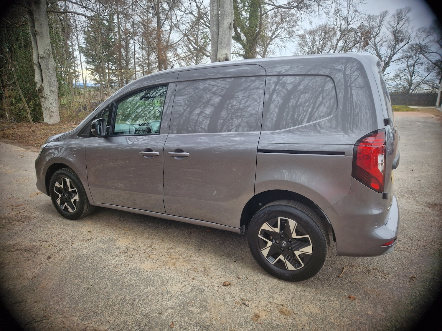 Used Nissan Other 2024 for sale - 78125160: Photo 2