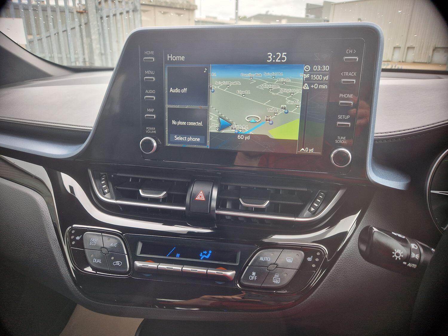 Used Toyota C-HR 2021 for sale - 76793806: Photo 8