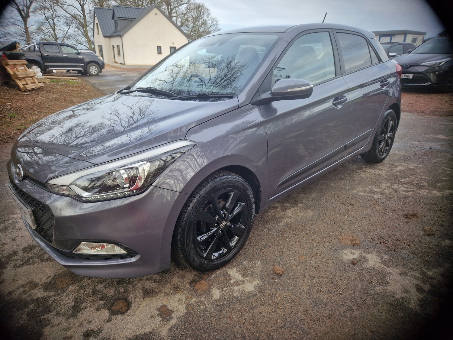 Used Hyundai i20 2017 for sale - 77622520: Photo 2