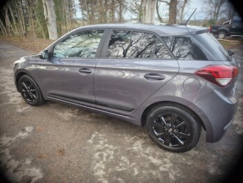 Used Hyundai i20 2017 for sale - 77622520: Photo