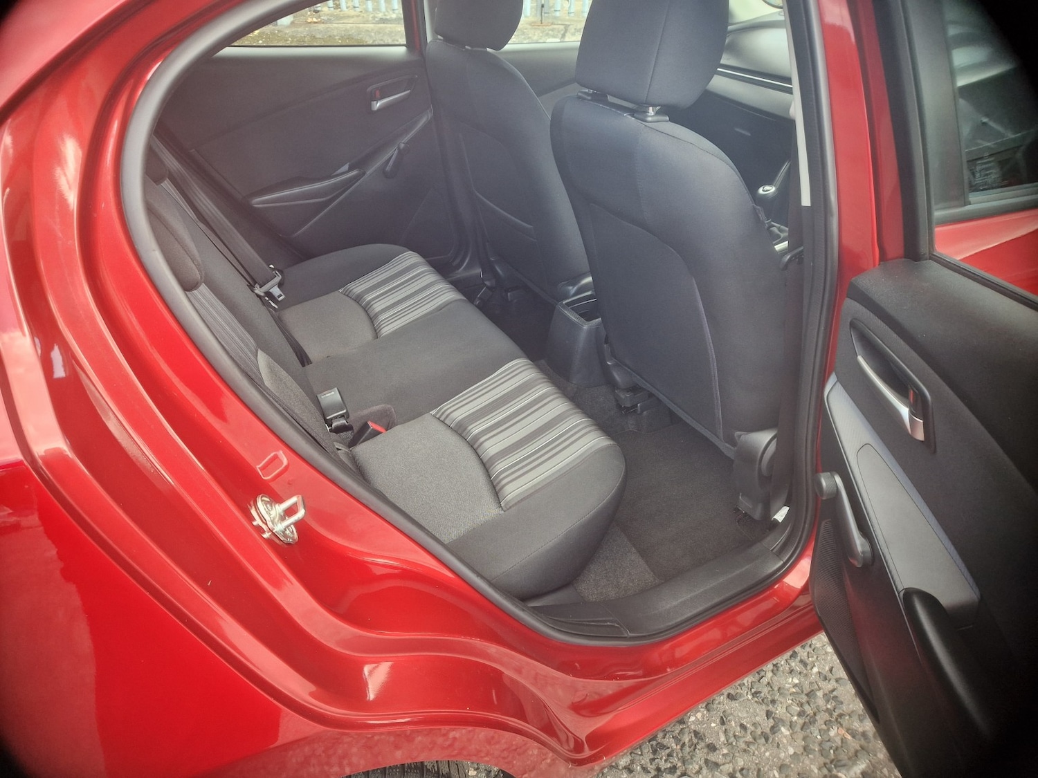 Used Mazda Mazda2 2017 for sale - 76082764: Photo 6