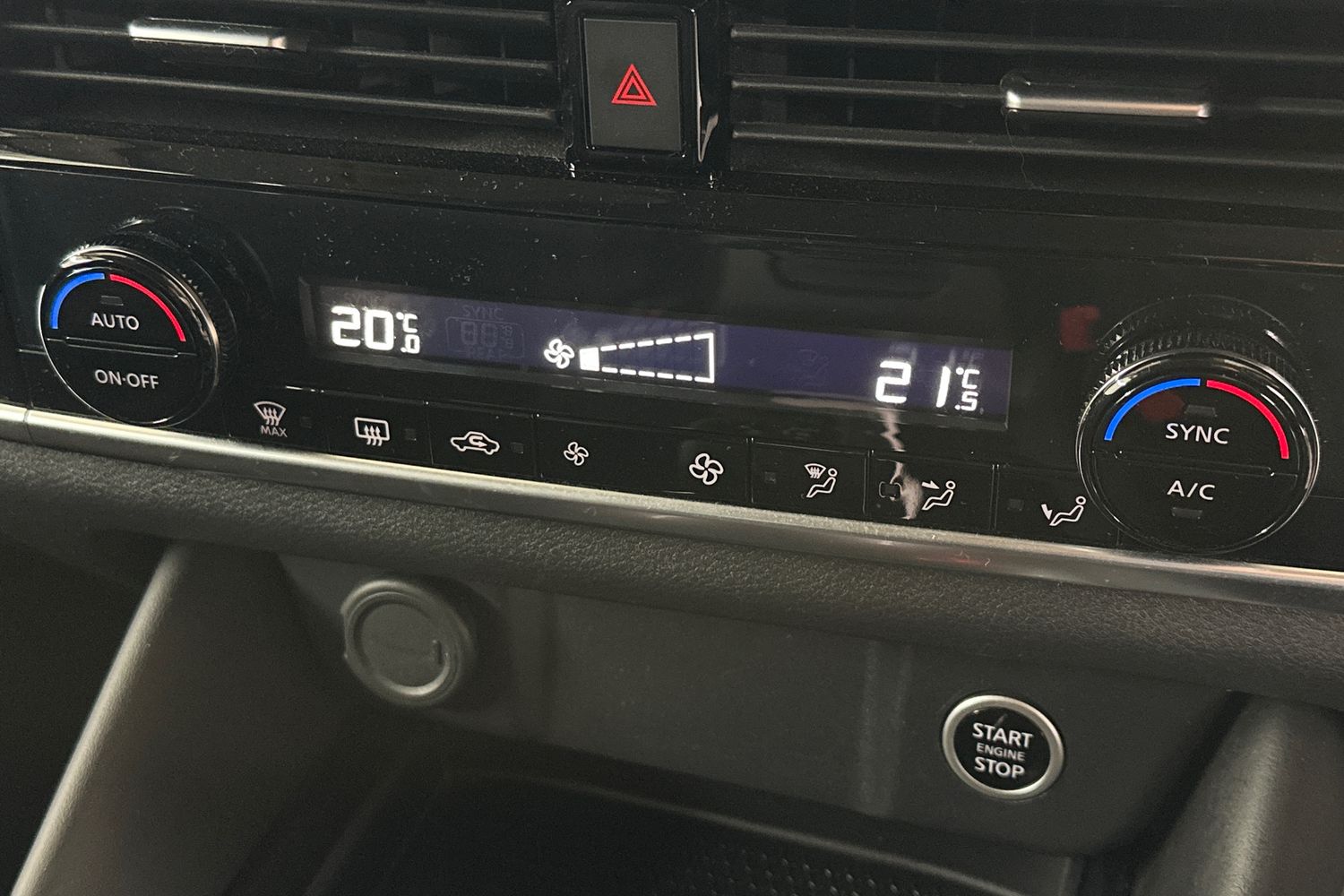 Used Nissan Qashqai 2023 for sale - 76198590: Photo 32