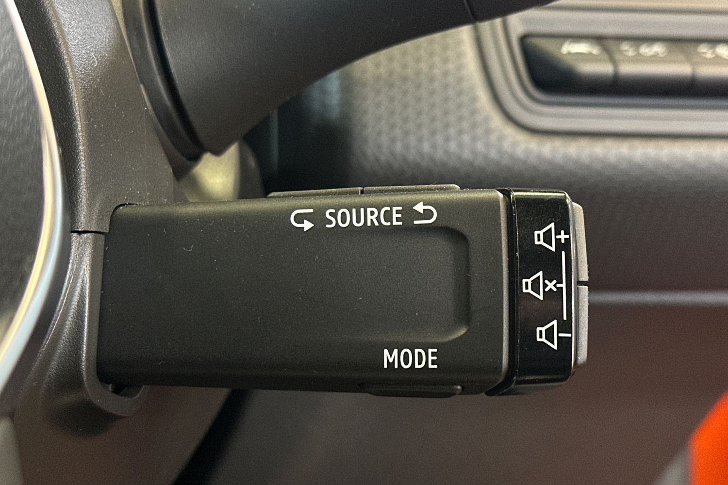 Used Renault Clio 2019 for sale - 77069777: Photo 22