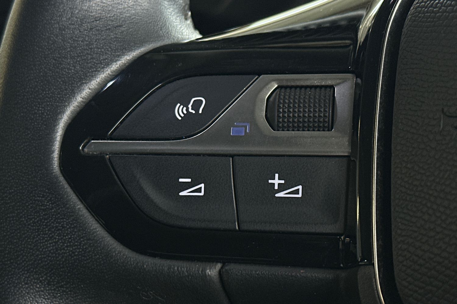 Used Peugeot 2008 2021 for sale - 77902245: Photo 26